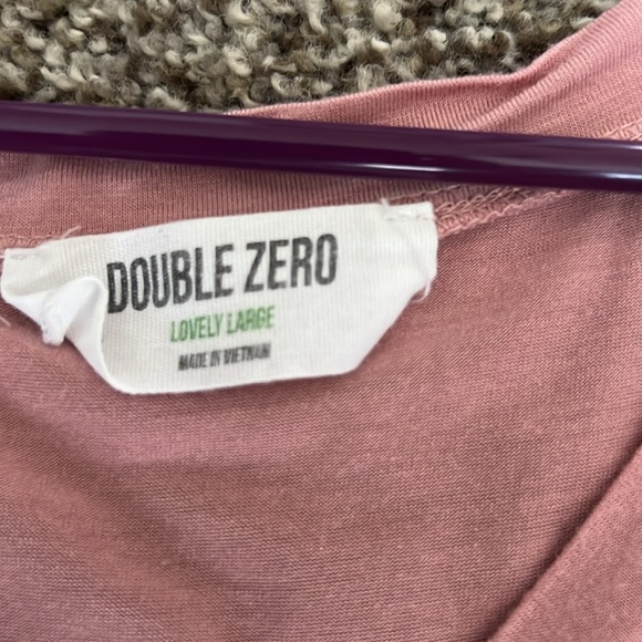 Pink tee - Picture 2 of 2